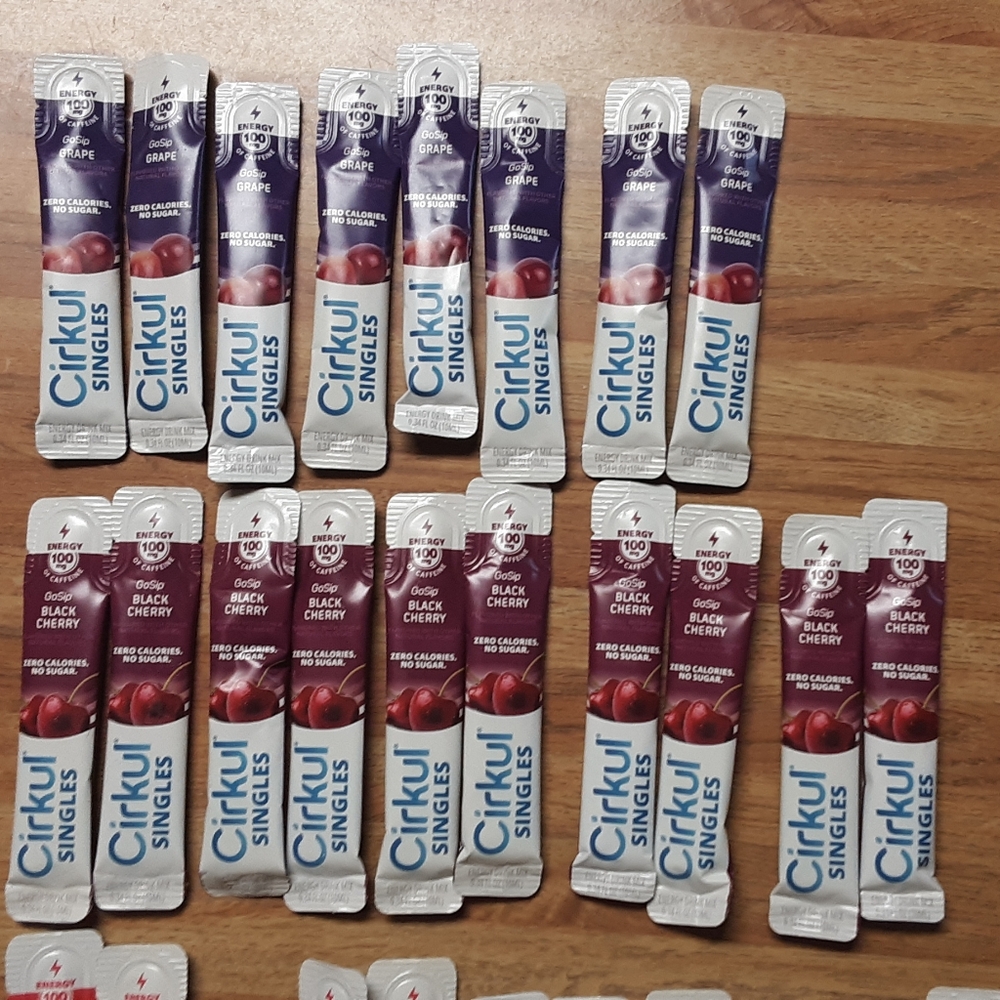 Cirkul Singles Bundle Of 46! Variety GoSip, FitSip, LifeSip - Picture 3 of 8